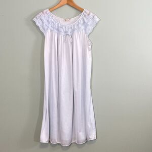 Vintage Gilead Satin Nightgown Lace Sleeveless Knee Length Womens Medium Blue